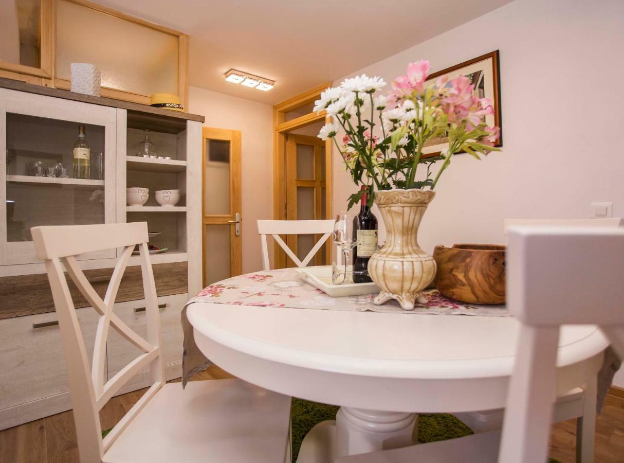 Apartment Premsai Rovigno Esterno foto